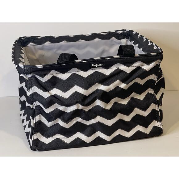 Thirty-One Square Utility Tote – Black Chevron – Embroidered | Black/White NEW! - Picture 1 of 6